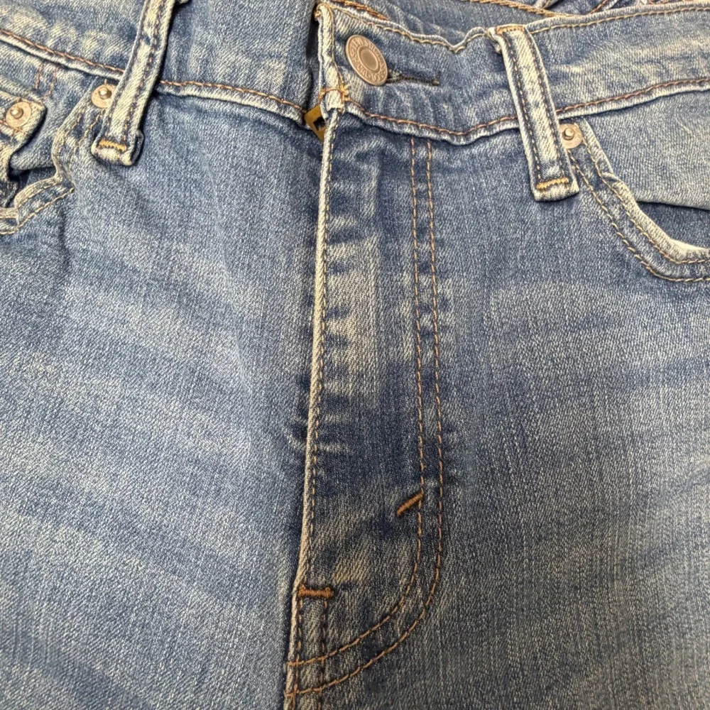 Levis Mens 511 Slim Fit Jeans 33x31 Blue Medium Wash Denim Casual Classic